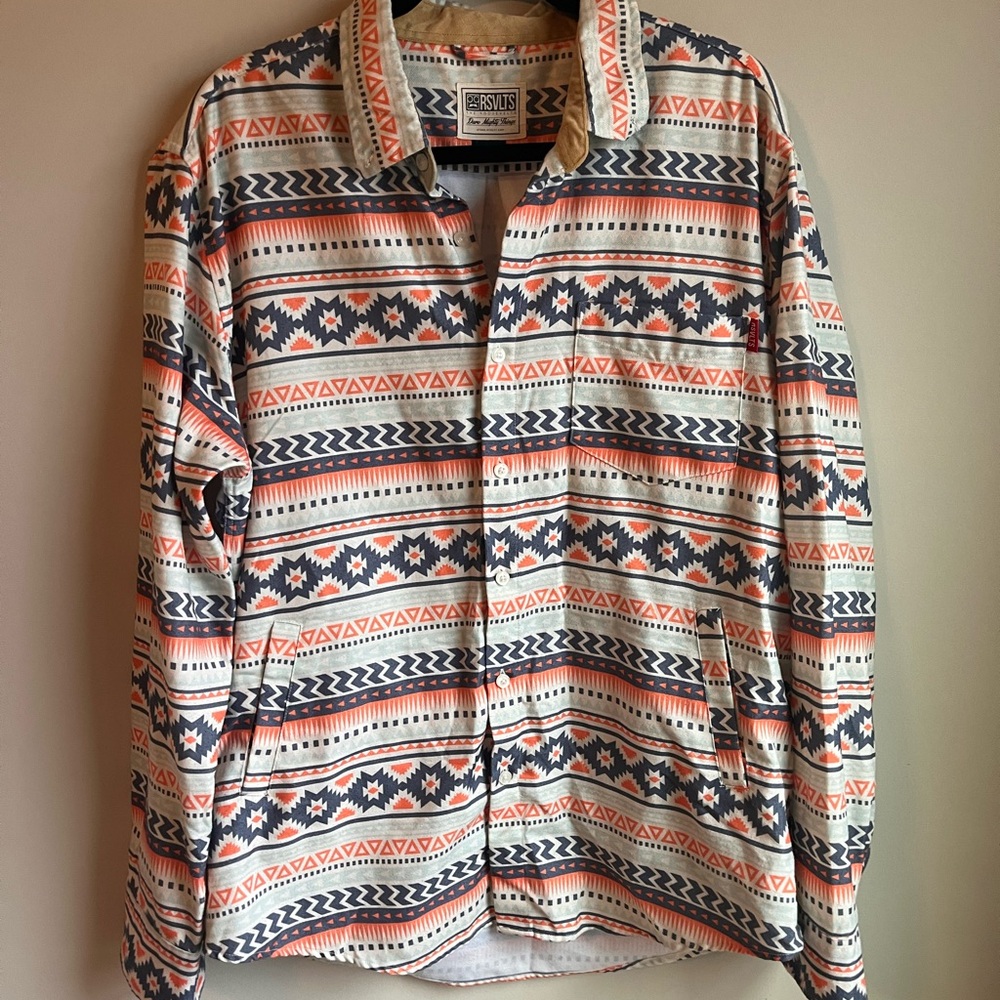 Rsvlts the Roosevelts Aztec button down shirt with pockets  Men’s size XL